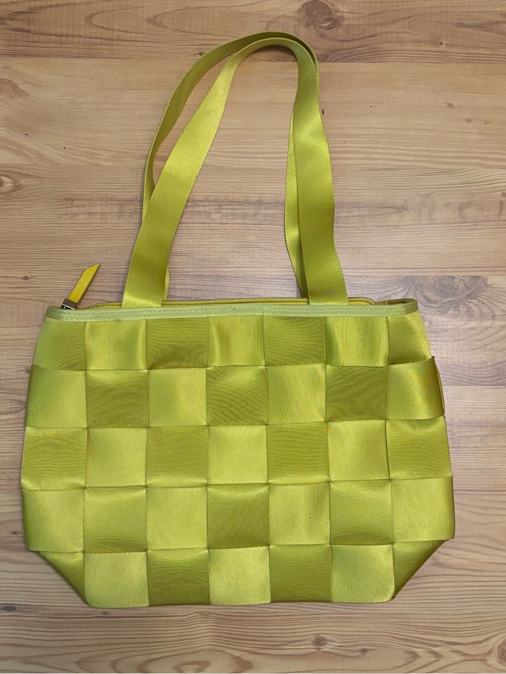 Comely yellow seatbelt woven purse zip handbag